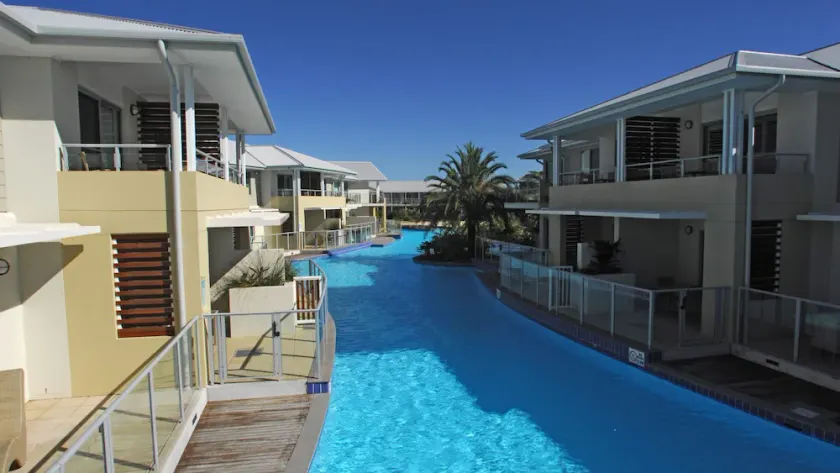Apartamento Pacific Blue, Unidad 139/265 Sandy Point Road - Image 1