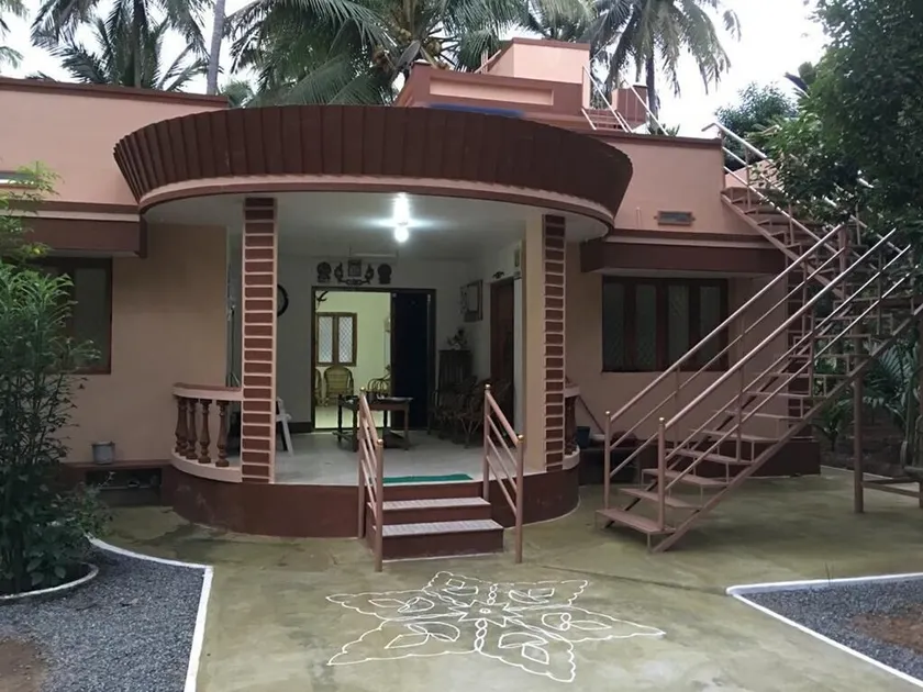 FarmStay near Pollachi amidst Coconut Trees with River Access - Image 1