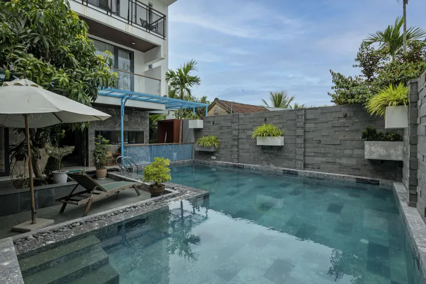 Romantic 3BR Villa w/hot tub - b.fast & bikes icl. - Image 1