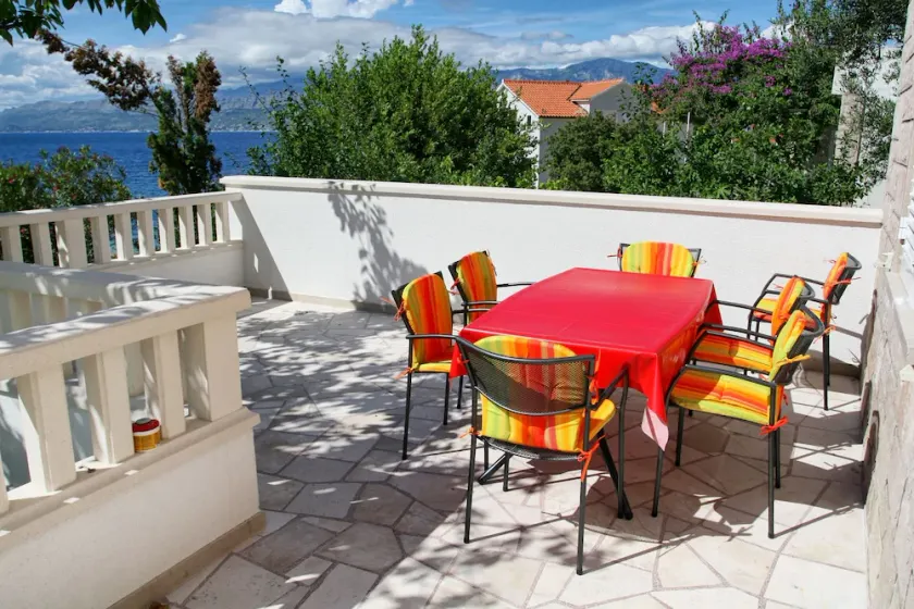 Apartments by the sea Postira, Brac - 5152 - Image 1