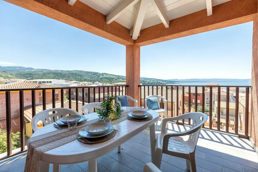 Appartement de vacances \"Vue sur la mer\" avec balcon privé et climatisation. - Image 1