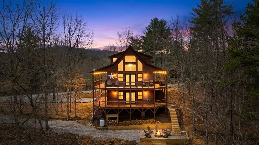 Your Mountain Base-Where Trail Ends & Views Begin - Image 1