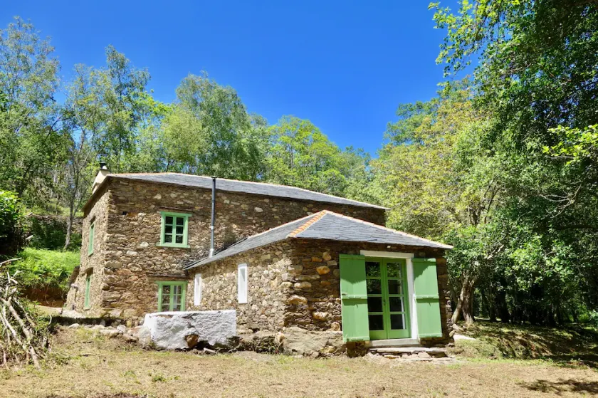 Beautiful, stylish and  newly restored Watermill right on the river! - Image 1