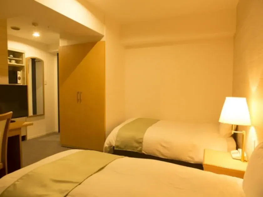 Twin room  Free light breakfast service  / Osaka Ōsaka - Image 1