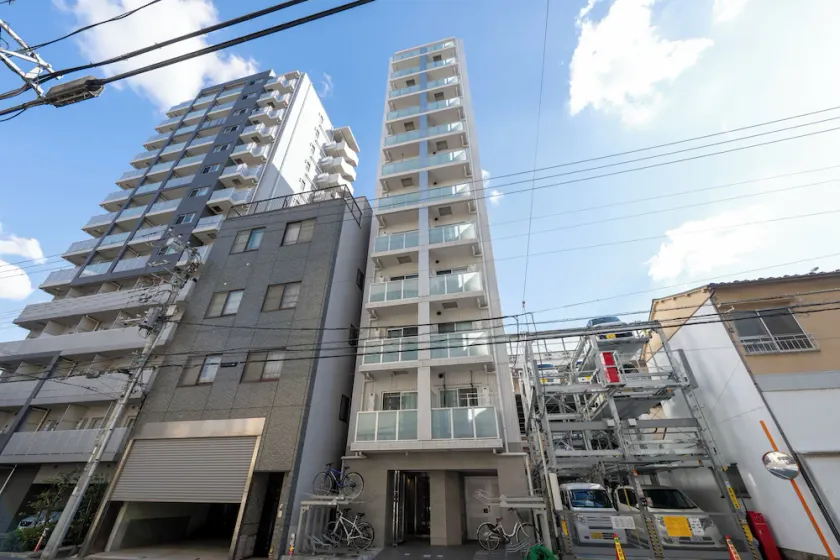 Stayloop Kinshicho 702 - Image 1
