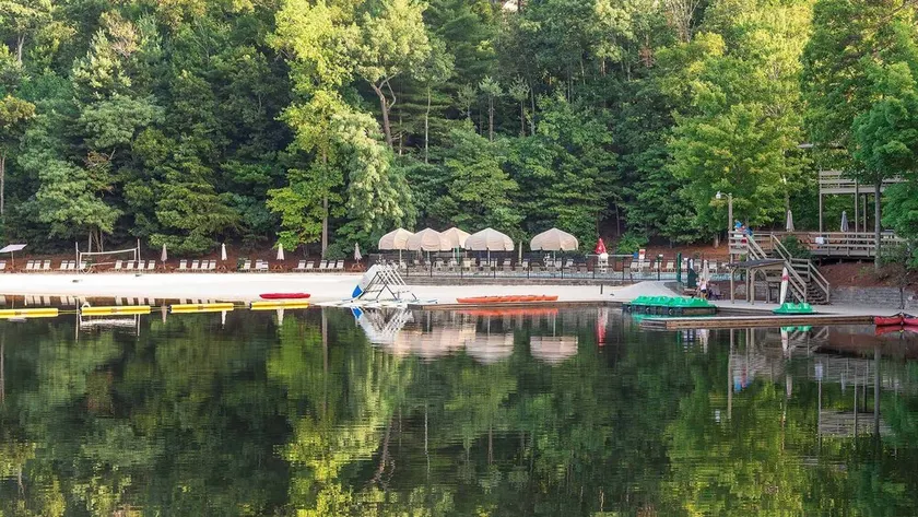 Big Canoe Mountain Cabin Near Golf, Lakes, Beaches, pools & Hiking Trails - Image 1