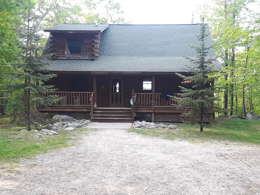 Lakefront Luxury Lodge / Kabine, außergewöhnliches Preis-Leistungs-Verhältnis mit einsamen Strand, tolle Aussicht! - Image 1