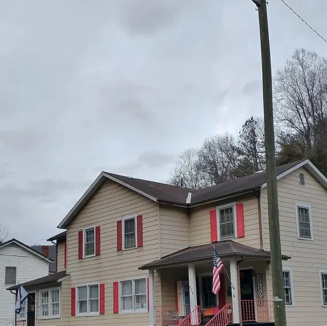 DUPLEX....and yes you get the whole house!!! - Image 1