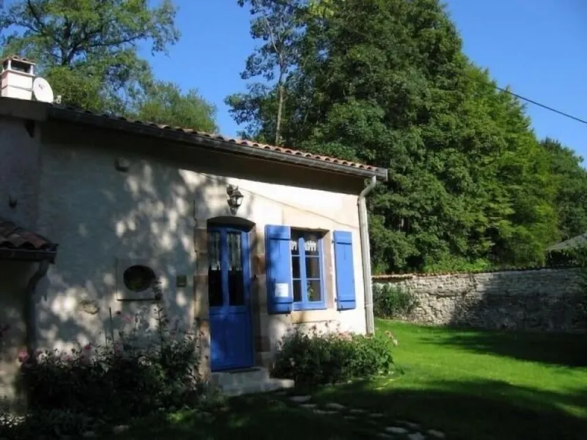 Charming Restored Lorraine Home: Fireplace, Terrace, Near Verdun & Bar-le-Duc - Image 1