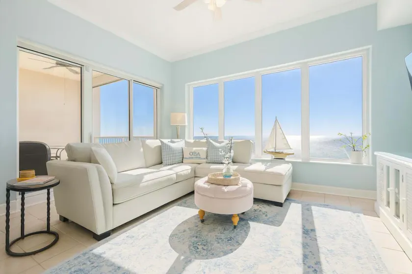 Regency Isle Beachfront Bliss Amazing Views 2 Bedrooms - Image 1