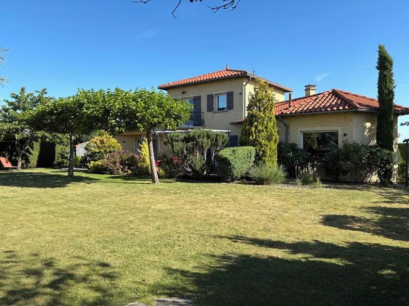 Cosy house in a quiet location near Le PUY EN VELAY - Image 1