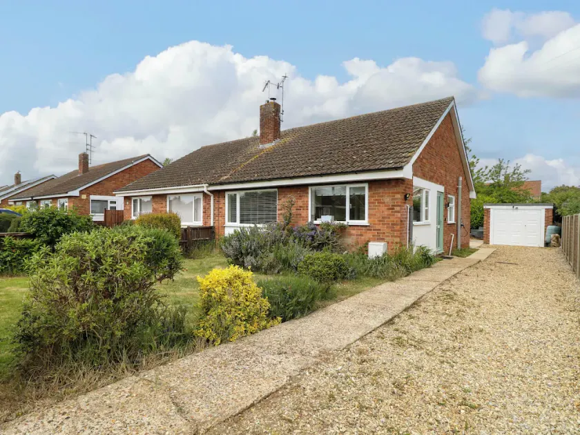 Little Lodge - Image 1