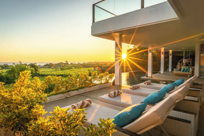 Deep Blue Villa Umeanyar - Image 1