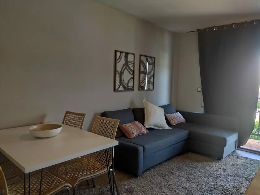 Charmant apt avec piscine, squash, gym et parking à 5 min du centre de Jaca - Image 1