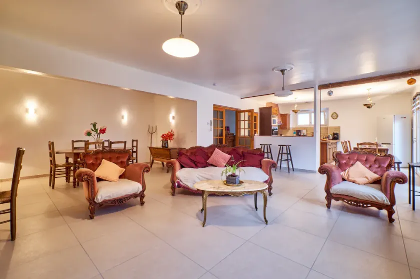 Chez Emile - Image 1