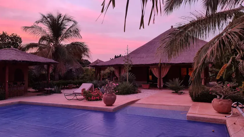 3 bedrooms house with shared pool jacuzzi and enclosed garden at Nianing - Image 1