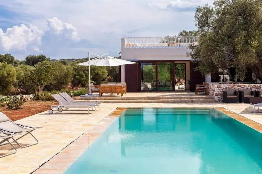 VILLA LORZATA - Luxury Rental with pool & seaview in Puglia - Image 1