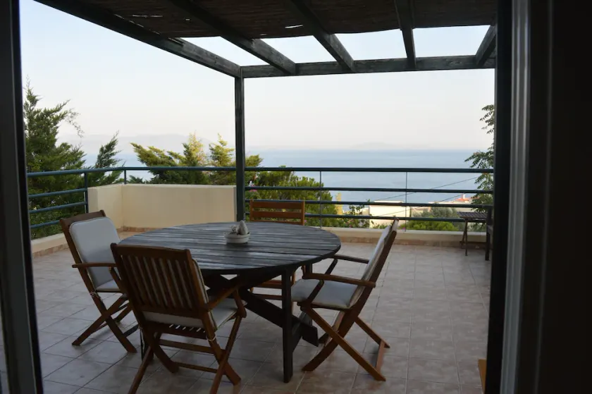 Rebecca's Summer House, Fantastc View , Holidays With Family And Friends - Image 1
