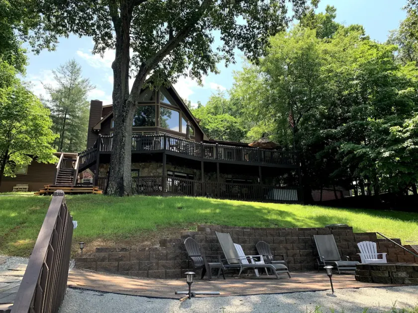 Sunset Dreams Norris Lake Front house/Deerfield Resort-sleeps 14/hot tub/slip - Image 1