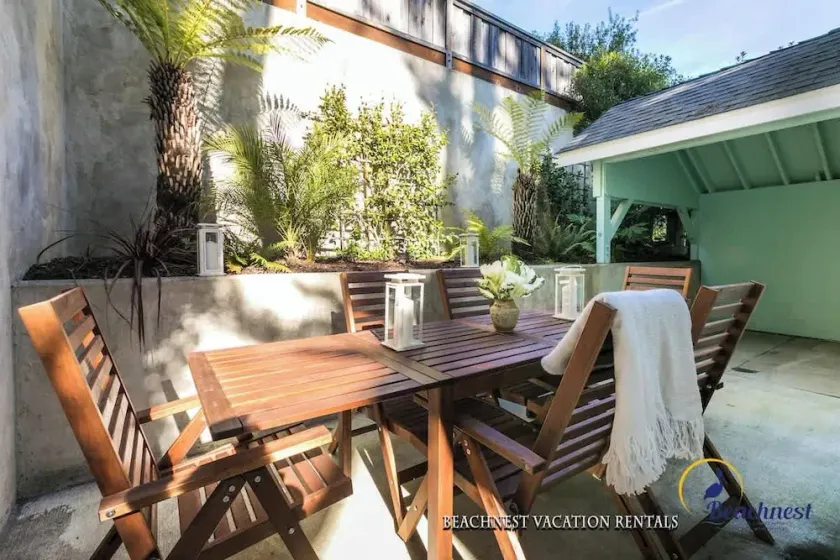 Casa elegante para familias en Capitola.  Camina hacia la playa, Capitola Wharf, Shadowbrook y más. - Image 1