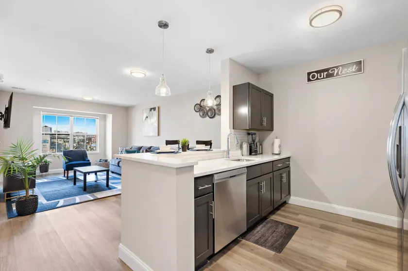 1BR Downtown Newark★20 min from NYC - Image 1