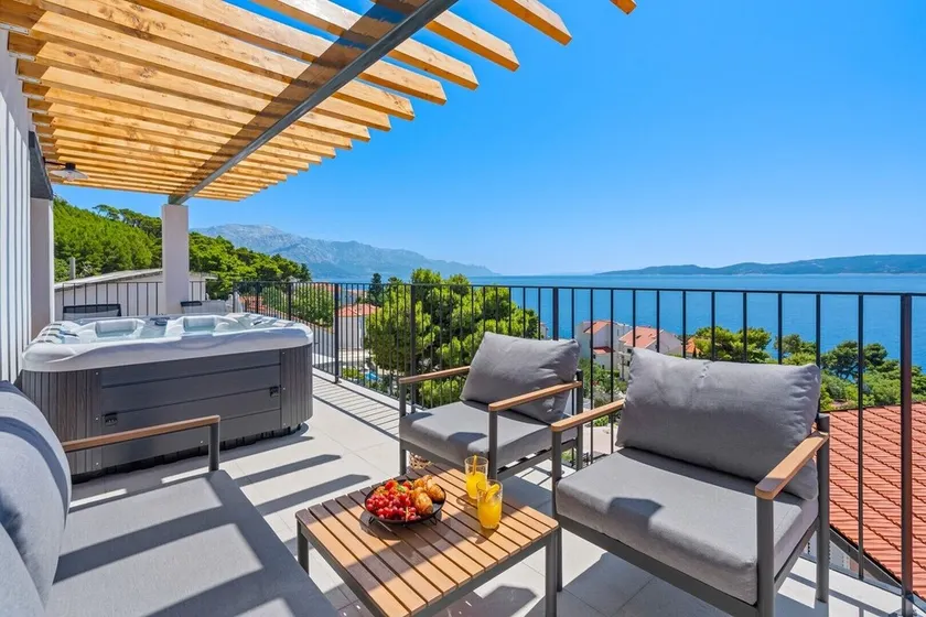 Seaview Villa Dattero -private Pool, Jacuzzi, Sauna, Media room - Image 1