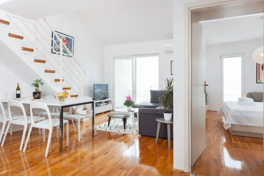 Appartamento con splendida vista + GARAGE! - Image 1