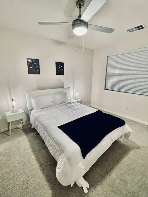 Luxury 1 BR 1 BA w/Pool, Gym & Parking - Image 1