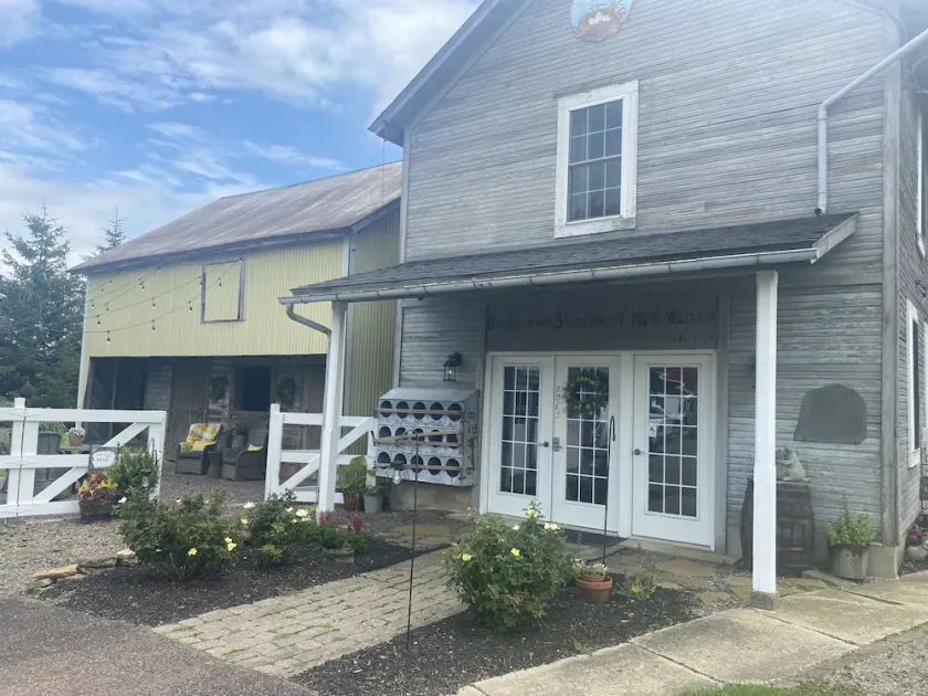 Loft two story with first floor workout room, WIFI, complete cottage to yourself - Image 1