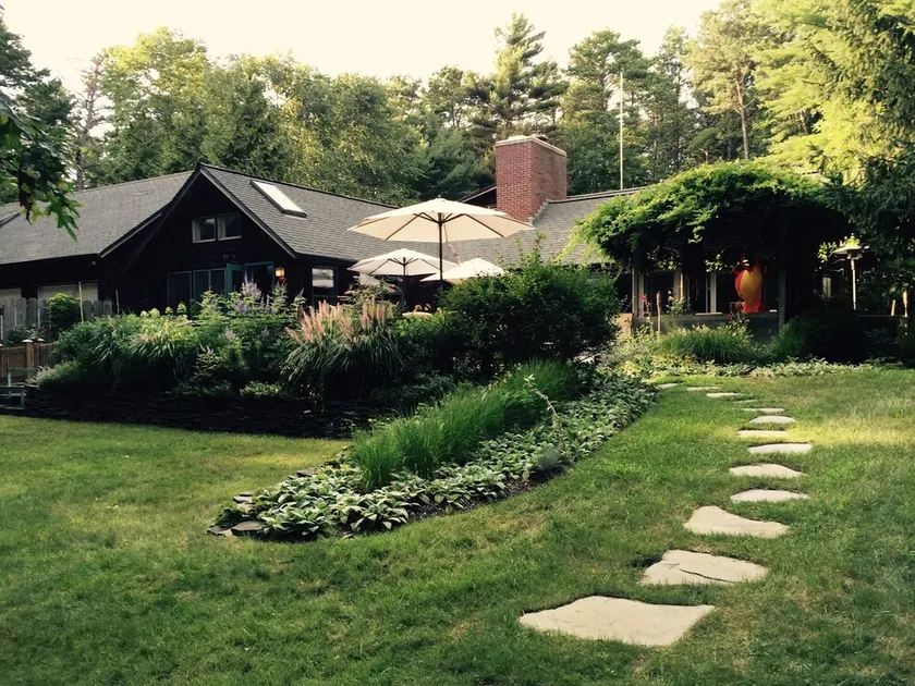 East Hampton Summer Oasis - Image 1