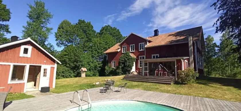 Large, spacious holiday home in a secluded location with winter garden - Hot tub - pool - Image 1