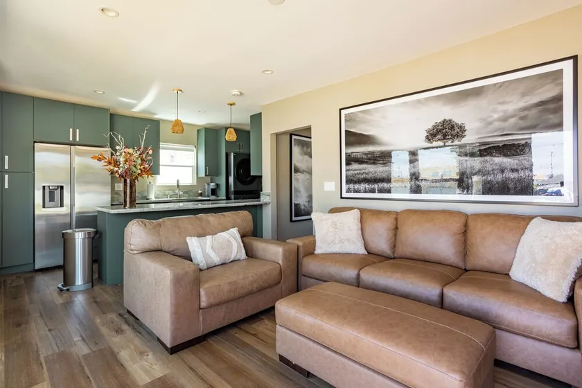 NEWLY Renovated 1 bed/1 bath! - Image 1