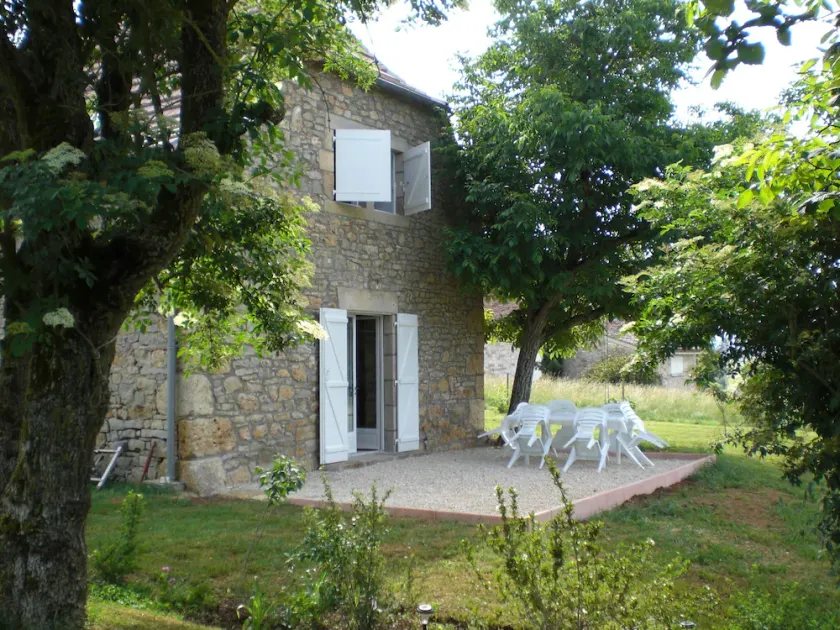 Magnifique GITE en AVEYRON situé entre Villefranche de Rouergue et Figeac - Image 1