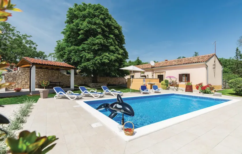 Gorgeous home in Labin - Image 1