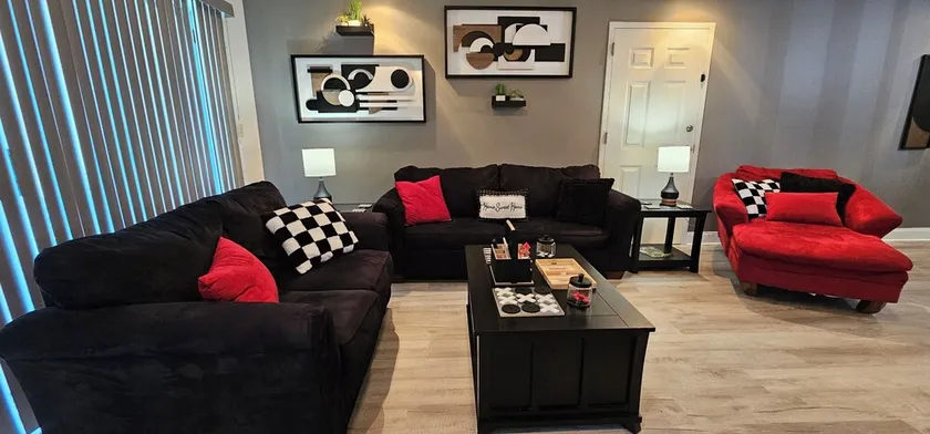 Bristol Speedway Condo- Centrally located Hard Rock Casino, Downtown, Speedway - Image 1