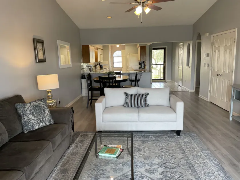 Foothills Retreat - Image 1