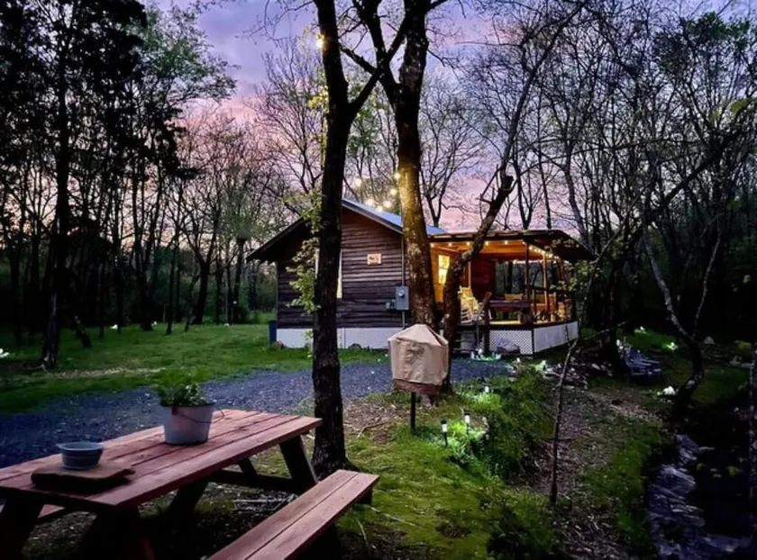 Lil' Rustic, Couples Only, Nearby Waterfalls, ATV Friendly, Hot Tub, Hiking. - Image 1