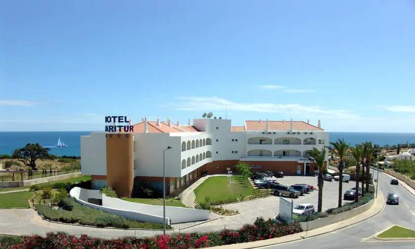 Hotel Maritur - Image 1