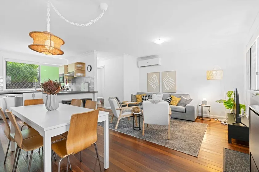 Spacious 3-Bed House in Leafy Paddington - Image 1