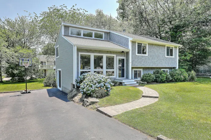 Fantastic Contemporary ,Min to Narr beach. - Image 1