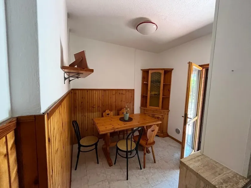 Cozy little villa surrounded by greenery, 5 min from Milan Linate Airport - Image 1
