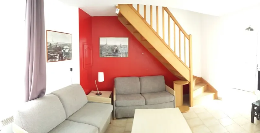 Near Senlis, whole house with 2 bedrooms, between Asterix and Disneyland, 4p. - Image 1