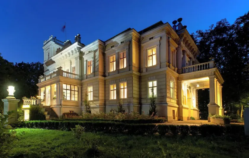 Pałac Biedrusko - Image 1
