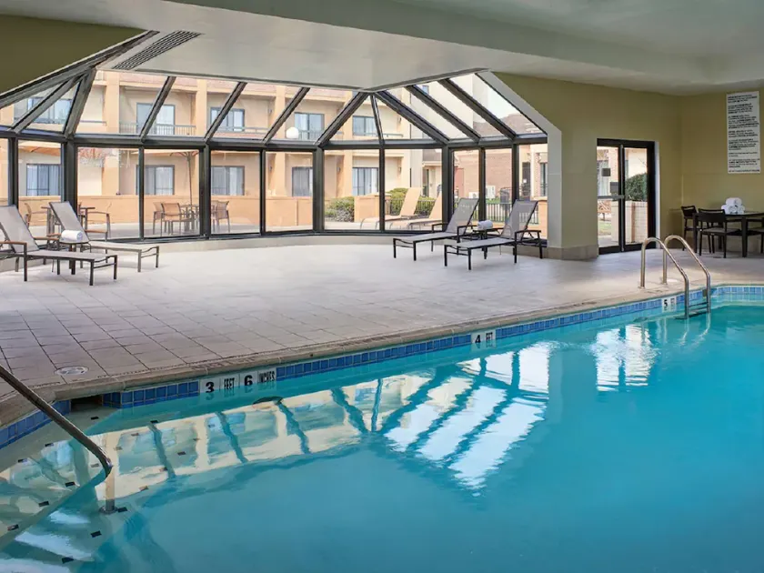 Discover Arts & Culture in a Vibrant Setting! Enjoy Indoor Pool! Pets Allowed! - Image 1