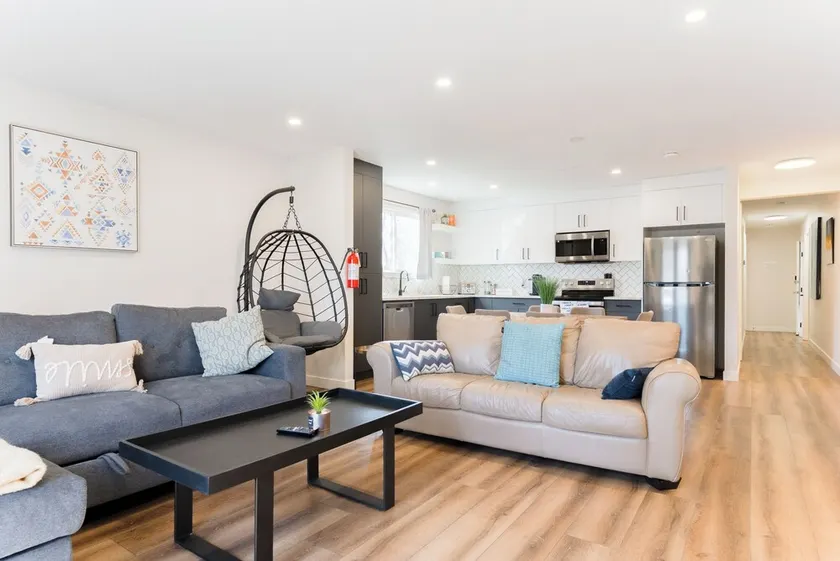 Nordic SPA Retreat, Hot Tub, Sleeps 8, Near Downtown and 15 min to the Airport! - Image 1