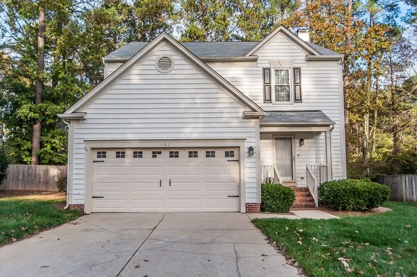 Prime Location, Close to Everything, Fresh Market, Downtown Cary, Bond Park - Image 1