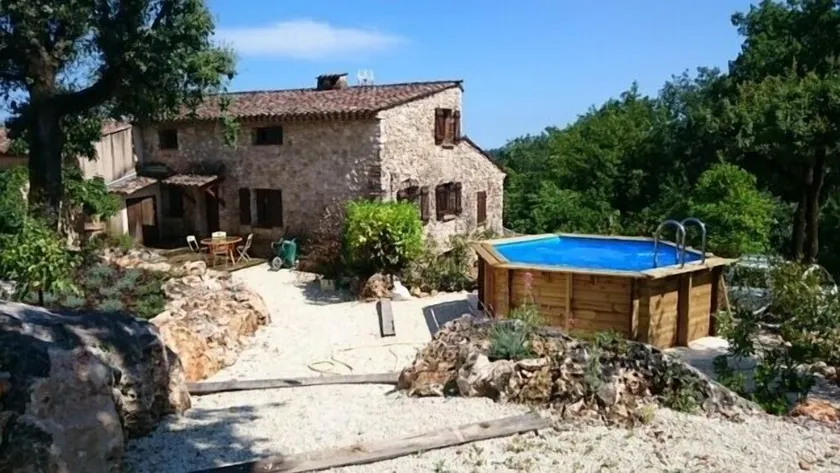 autentica casa di charme in un parco tranquillo e boscoso. - Image 1