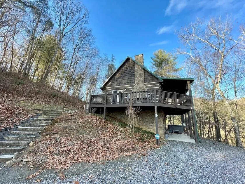 High On Helton - Hot Tub, Fisherman's Paradise on Helton Creek, Pool Table, WIFI, Fireplace - Image 1