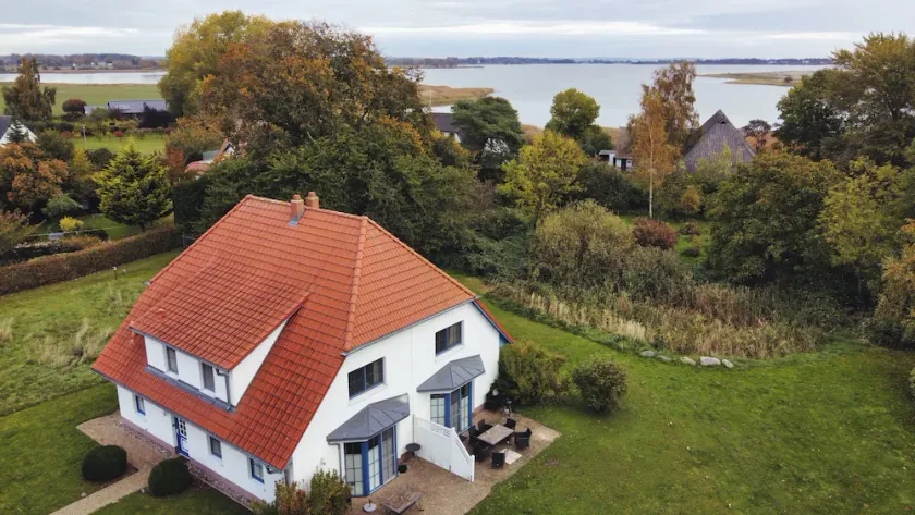 Comfortable holiday house for 7 persons with sauna, 110 sqm, in the south of Rügen - Image 1