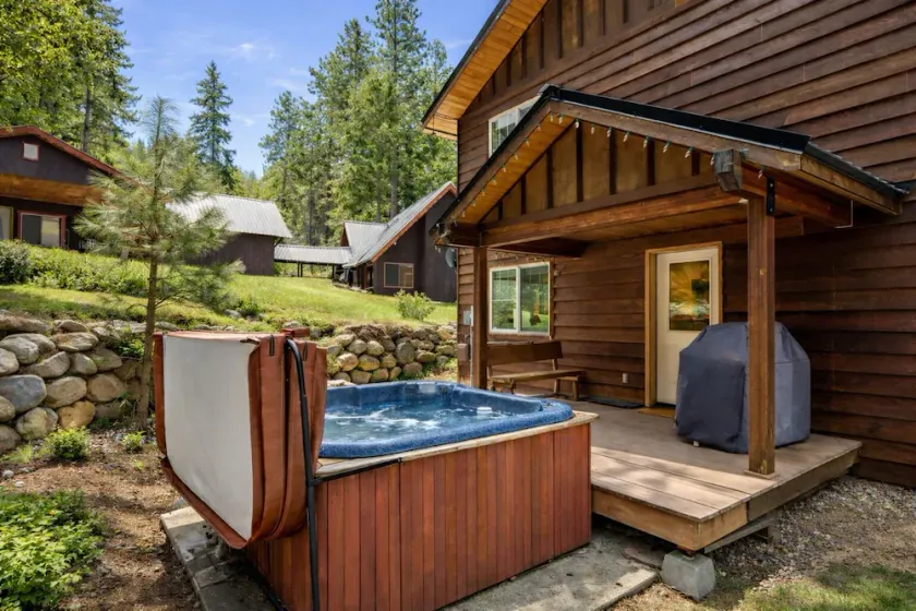 Hot Tub | Firepit | Grill | Community Beach | Dogs - Image 1